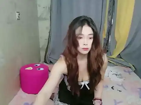 xiaoxiaohong030 online show from 04-26-26, 10:34