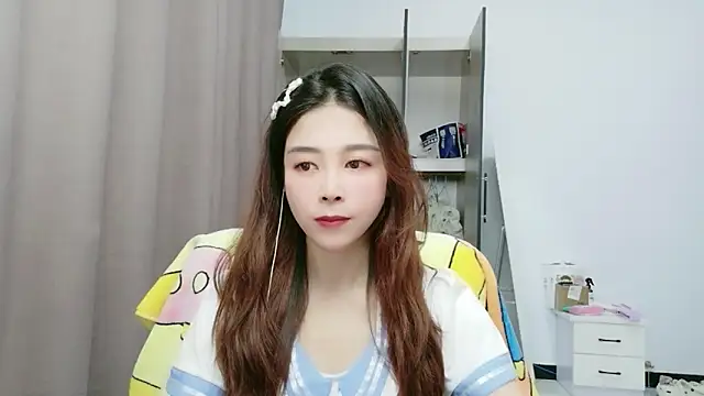 xiaoxiaohong030 online show from 06-12-26, 02:37