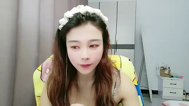 xiaoxiaohong030 online show from 06-11-26, 02:53