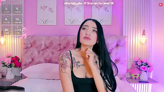 Ariana west  online show from 05-28-26, 01:17