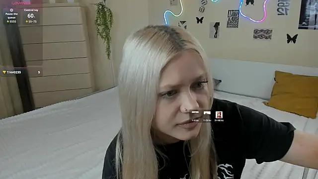 MidnightPoise online show from 05-04-26, 05:44