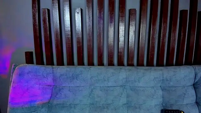 snner-velvet online show from 05-07-26, 08:12