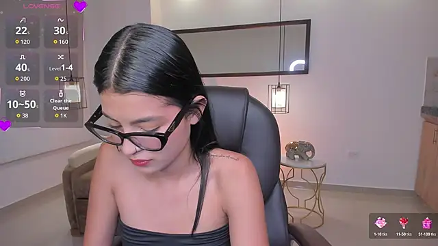 amber willow online show from 06-05-26, 01:43