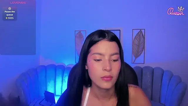 amber willow online show from 05-13-26, 03:35