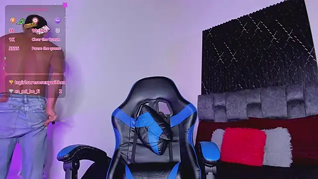 ThiagoSexy005 online show from 07-22-26, 12:23
