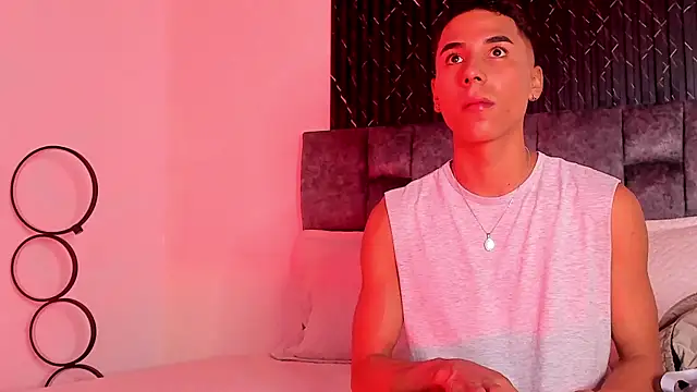 ThiagoSexy005 online show from 07-02-26, 12:55