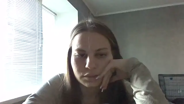  Linsyy ee  online show from 06-01-26, 04:50