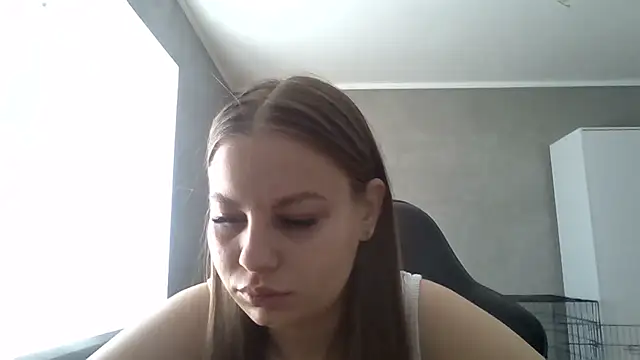  Linsyy ee  online show from 05-05-26, 09:34