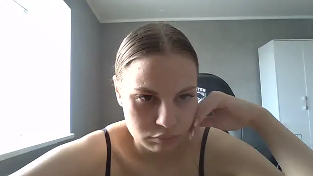  Linsyy ee  online show from 05-31-26, 10:54