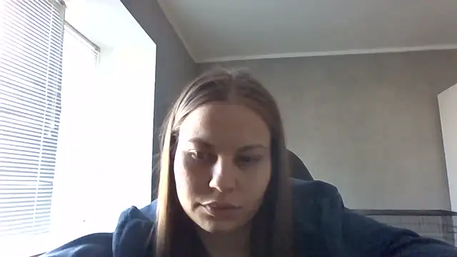  Linsyy ee  online show from 05-03-26, 01:58