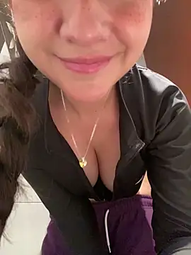 AmyPalacioss online show from 05-26-26, 10:08