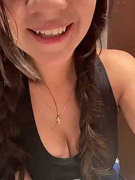 AmyPalacioss online show from 05-04-26, 09:28