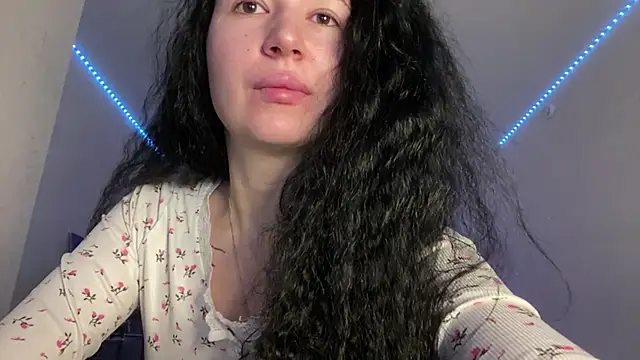 Necusharon online show from 05-26-26, 06:22