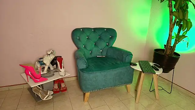 violett lii online show from 05-03-26, 08:12