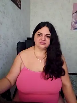Snapshot of -CUTE-EVVIL- chatting on 05-12-26, 04:46 -CUTE-EVVIL- online show from 05-12-26, 04:46