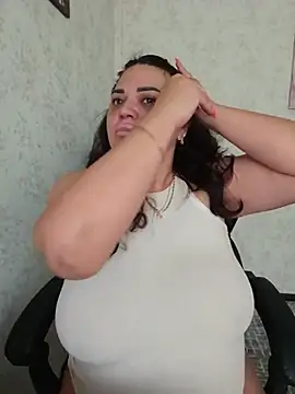 -CUTE-EVVIL- online show from 07-15-26, 06:09