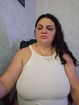 -CUTE-EVVIL- online show from 07-13-26, 09:03