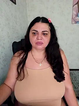 Snapshot of -CUTE-EVVIL- chatting on 05-12-26, 04:42 -CUTE-EVVIL- online show from 05-12-26, 04:42