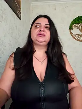 Snapshot of -CUTE-EVVIL- chatting on 05-06-26, 05:11 -CUTE-EVVIL- online show from 05-06-26, 05:11