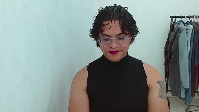 Diane exotic online show from 05-13-26, 01:01