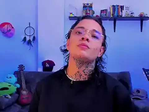 Sam Bartonn online show from 06-04-26, 03:49