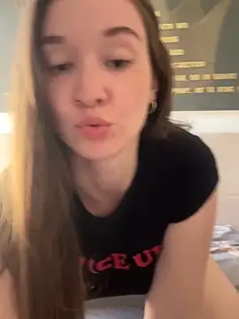 Dianyx online show from 05-27-26, 02:24