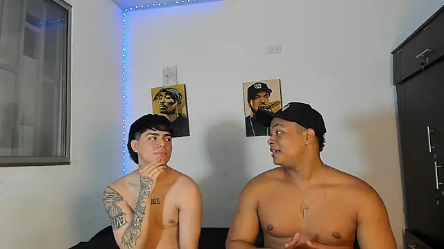 just2latins online show from 05-05-26, 04:26