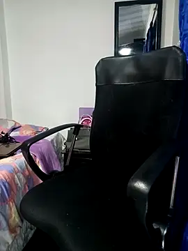 Snapshot of nadia__abaud chatting on 02-18-26, 06:00 nadia abaud online show from 02-18-26, 06:00