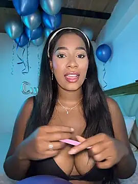 Kelly  G online show from 05-04-26, 04:16
