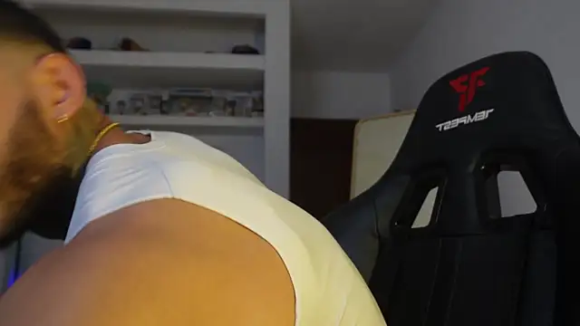 iamjackc  online show from 05-19-26, 07:43
