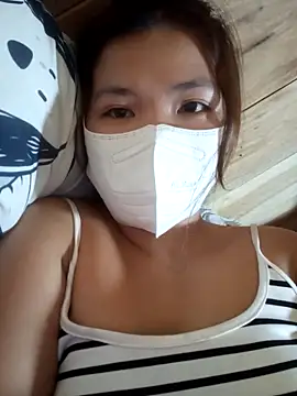 Snapshot of Cum200w chatting on 04-26-26, 02:53 Cum200w online show from 04-26-26, 02:53