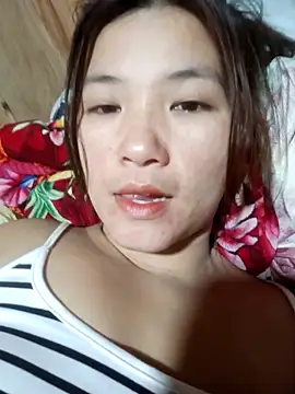 Snapshot of Cum200w chatting on 04-25-26, 02:14 Cum200w online show from 04-25-26, 02:14