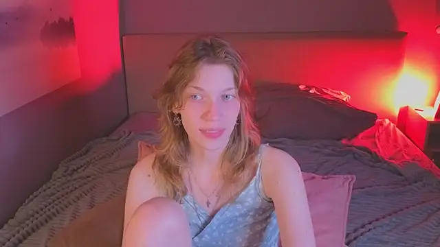 Emily Cartex online show from 05-24-26, 05:51