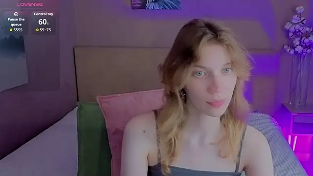 Emily Cartex online show from 07-25-26, 06:10