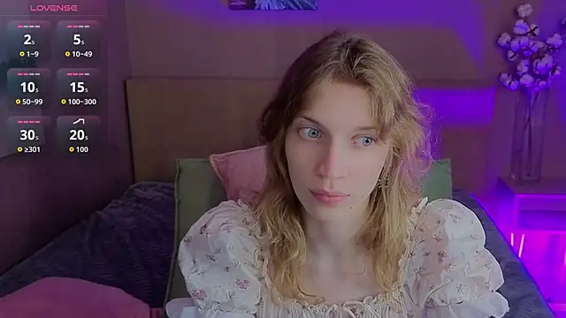Emily Cartex online show from 07-21-26, 08:15
