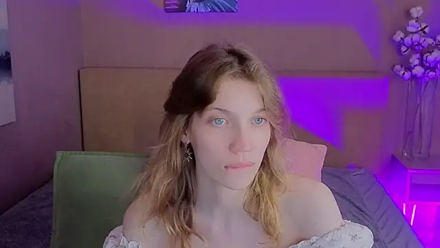 Emily Cartex online show from 07-24-26, 05:58