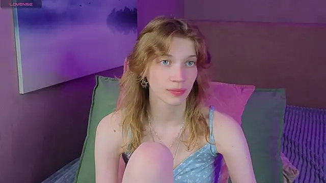 Emily Cartex online show from 06-16-26, 05:40