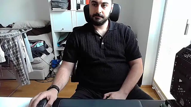 Voyagercam online show from 04-26-26, 05:21