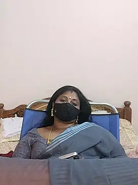 Snapshot of telugu_Geetha40 chatting on 06-05-26, 07:58 telugu Geetha40 online show from 06-05-26, 07:58
