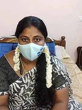 Snapshot of telugu_Geetha40 chatting on 05-26-26, 06:44 telugu Geetha40 online show from 05-26-26, 06:44