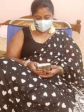 Snapshot of telugu_Geetha40 chatting on 05-16-26, 02:49 telugu Geetha40 online show from 05-16-26, 02:49
