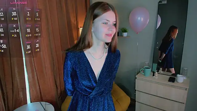 LeyaBloom online show from 05-18-26, 10:31