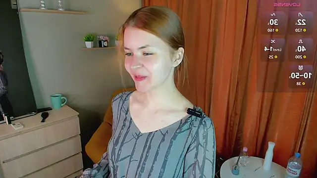 LeyaBloom online show from 05-19-26, 10:22