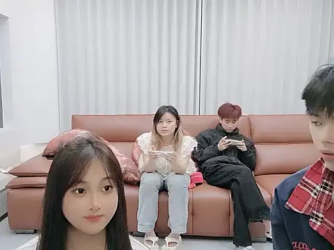 YQBY5 online show from 04-28-26, 11:47