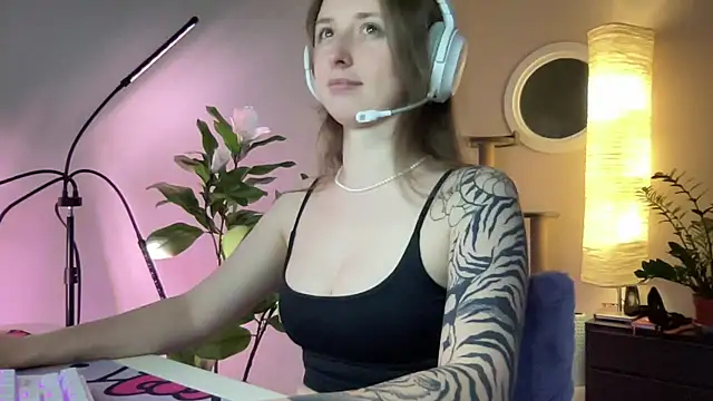 she tora69 online show from 07-12-26, 02:12