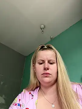 taylor-b online show from 06-18-26, 01:38
