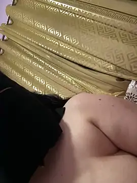 QueenRima99 online show from 04-28-26, 02:27