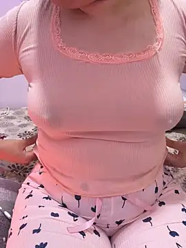 QueenRima99 online show from 06-04-26, 12:48