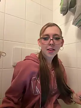 Lina-420 online show from 05-14-26, 08:28