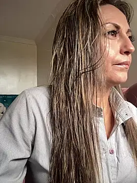 Snapshot of Angel_Nova_ chatting on 07-16-26, 07:11 Angel Nova online show from 07-16-26, 07:11